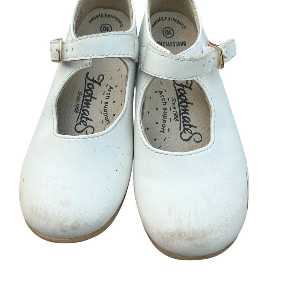 FootMates White Mary Jane Dress Shoes